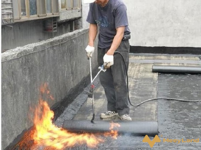 Lợi ích của việc chống thấm nhà vệ sinh trong kết cấu toàn bộ ngôi nhà kho nong co chong tham trong nha ve sinh hieu qua khong - Lợi ích của việc chống thấm nhà vệ sinh trong kết cấu toàn bộ ngôi nhà - vat-lieu-xay-dung